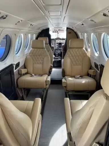 Enjoy personalized attention on flights to and from Los Angeles with 5 Star Jets