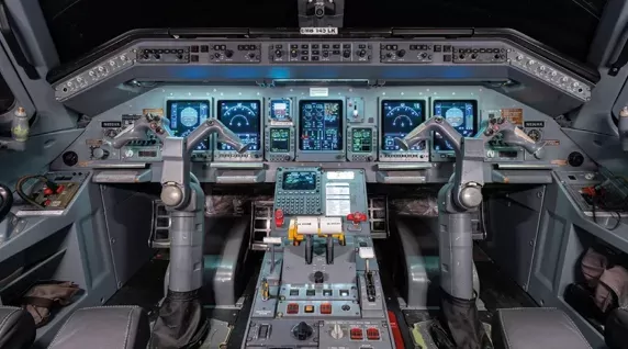 Cockpit Embraer 145LR for sale 
