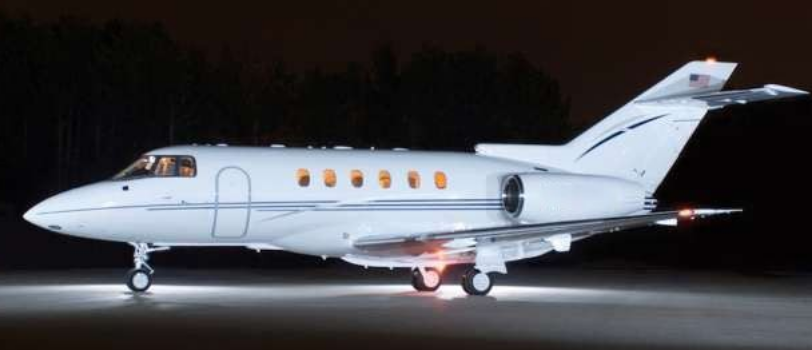 Family of Mid Size Jet Hawker 800 of 5 Star Jets