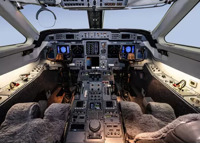 Gulfstream GV jet cabin