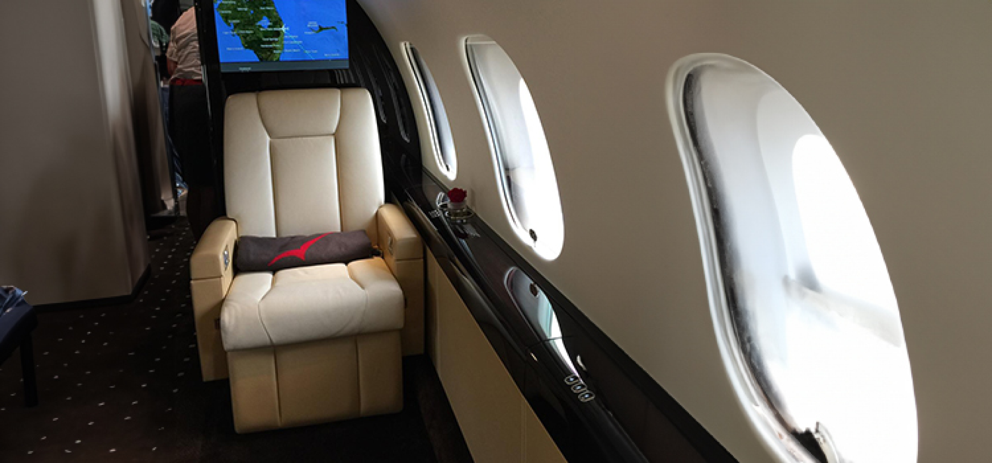 Family charter flights and private jet services with 5 Star Jets 