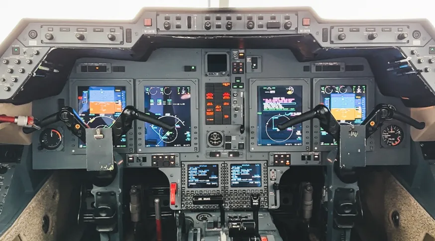 Updated cockpit of this Hawker 800XP for sale