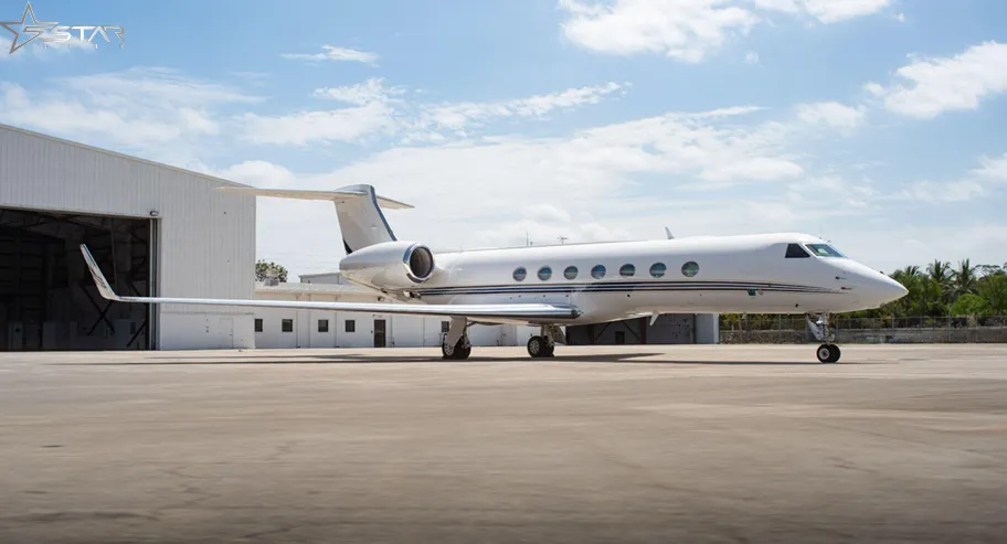 Another side view of a Gulfstream 550