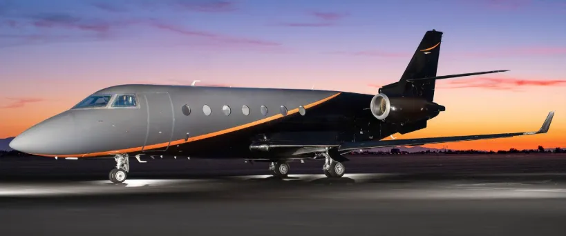Another side view Gulfstream 200 black
