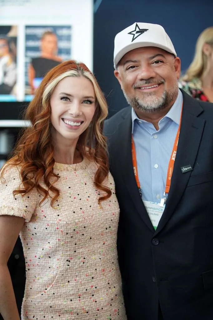 Javier Salinas and an influencer