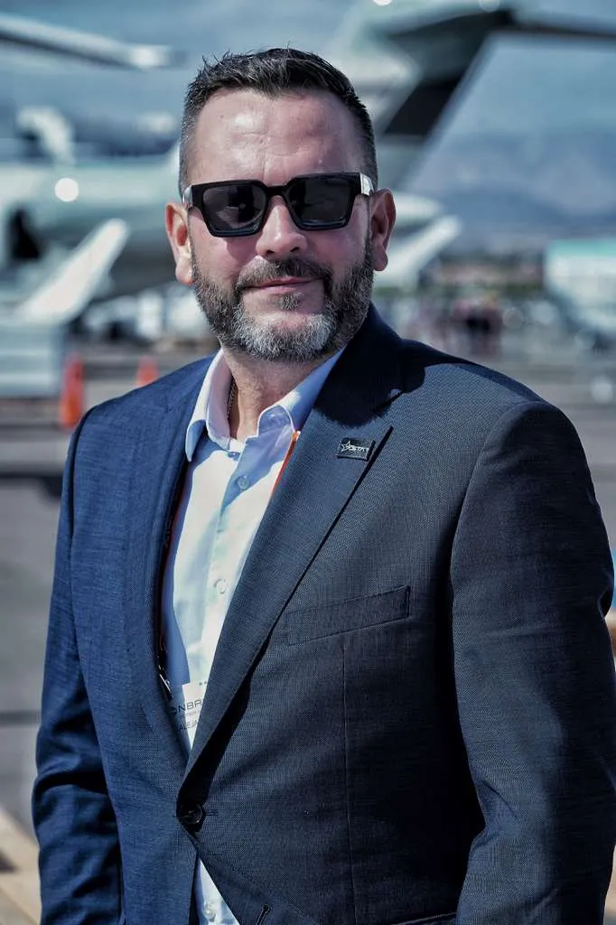 Alejandro Leon, CoFounder 5 Star Jets