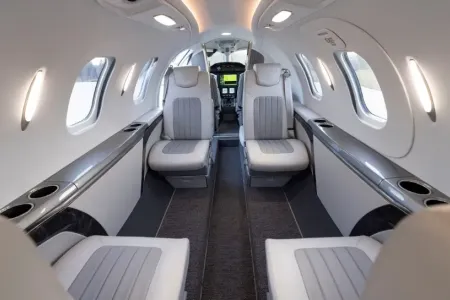 Luxurious and comfortable Honda Jet Elite II seats