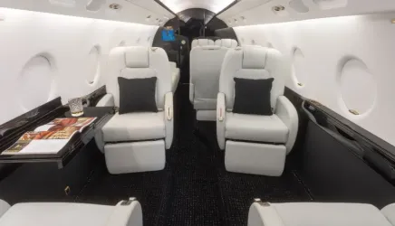 Captain chairs Gulfstream 200 black